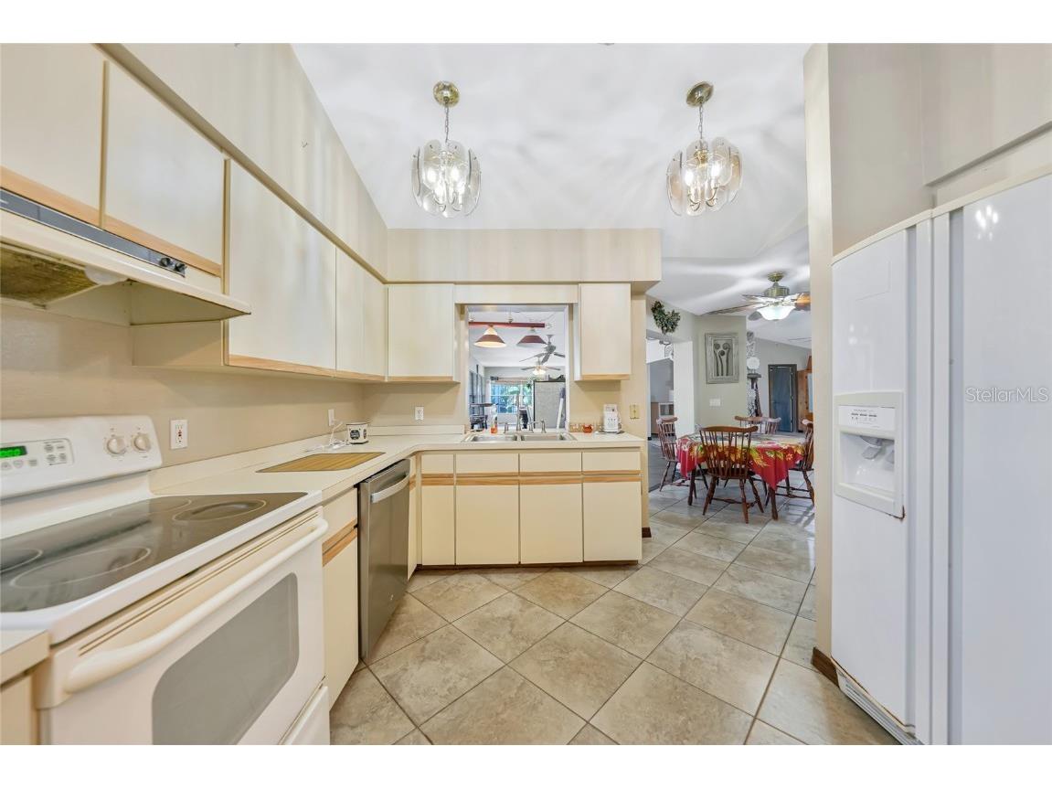 2037 Palm Harbor Terrace Punta Gorda FL 33982 C7516564 image10