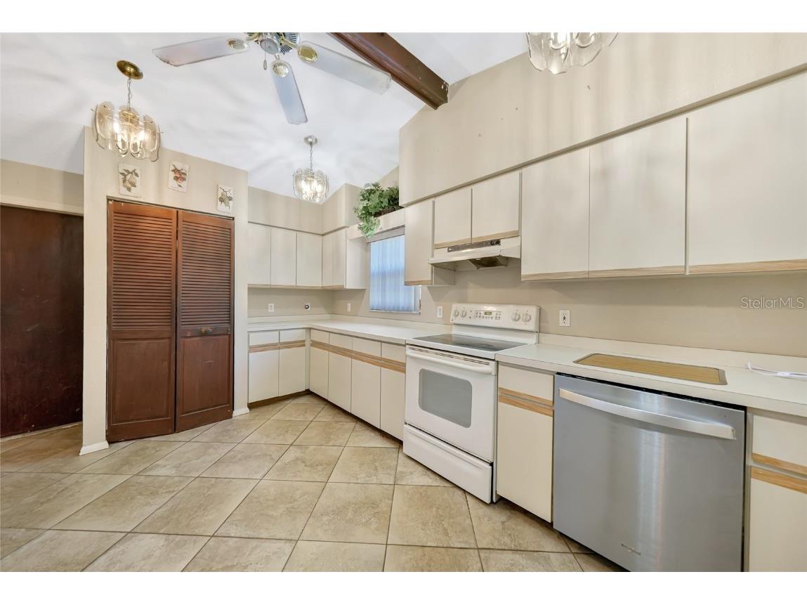 2037 Palm Harbor Terrace Punta Gorda FL 33982 C7516564 image12