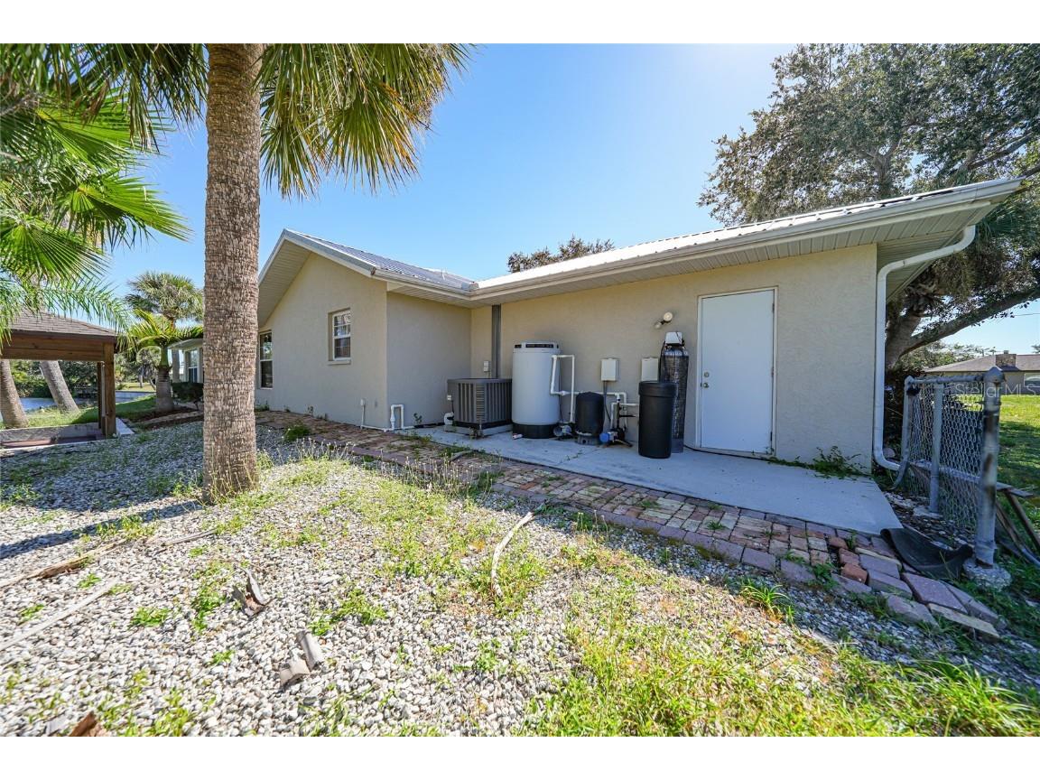 2037 Palm Harbor Terrace Punta Gorda FL 33982 C7516564 image35