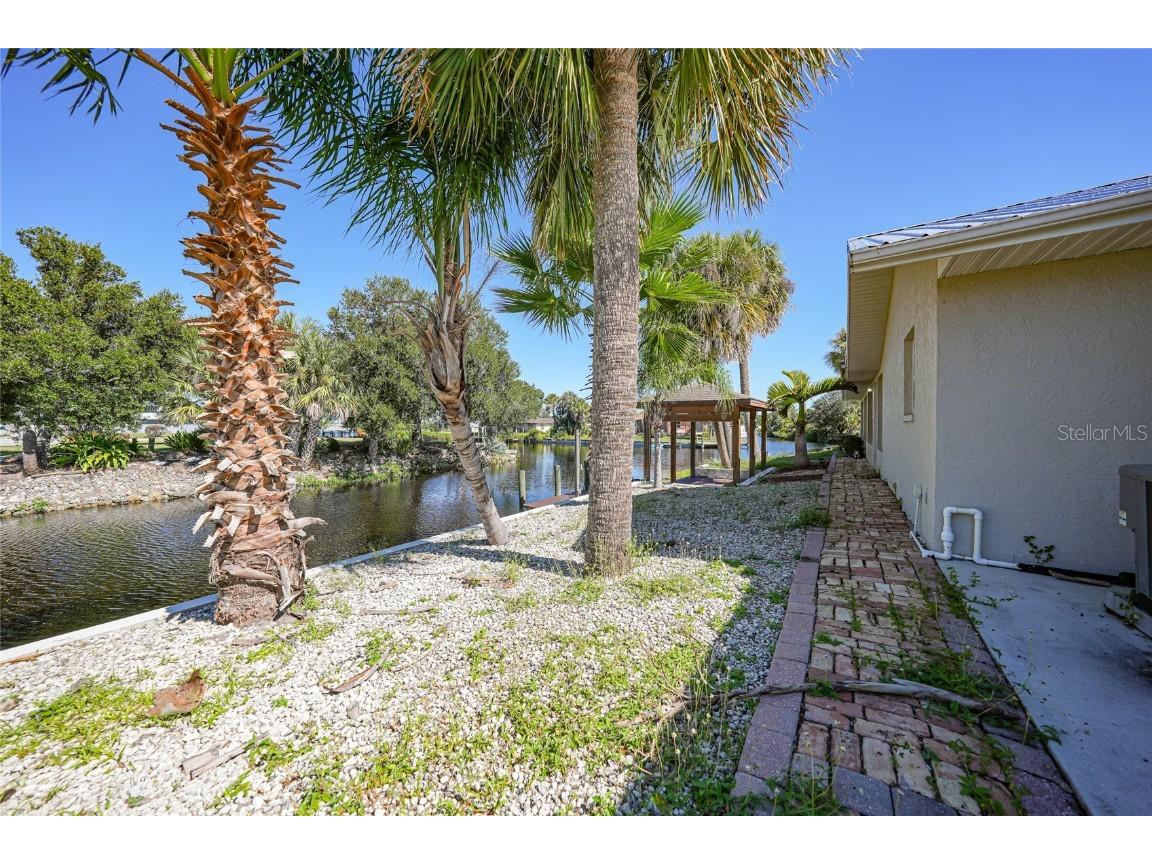 2037 Palm Harbor Terrace Punta Gorda FL 33982 C7516564 image36