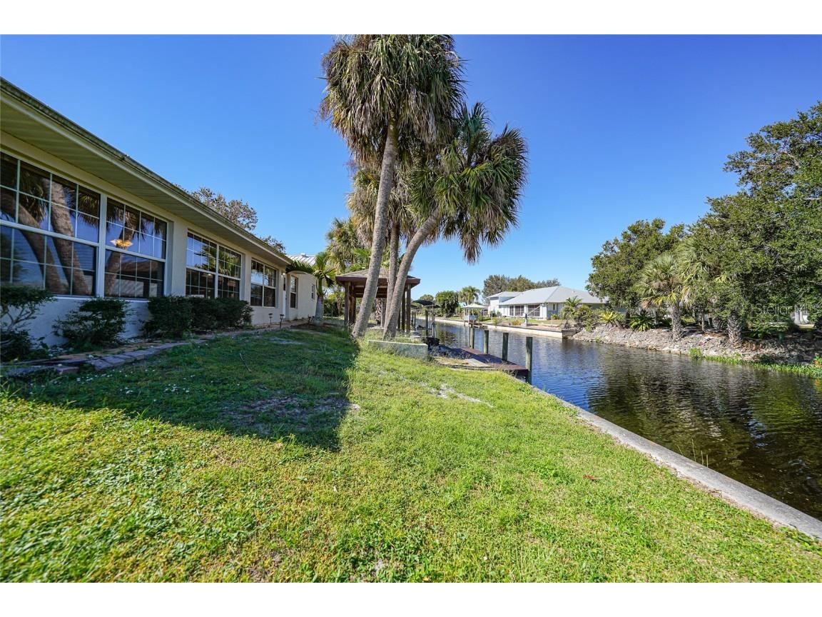 2037 Palm Harbor Terrace Punta Gorda FL 33982 C7516564 image37