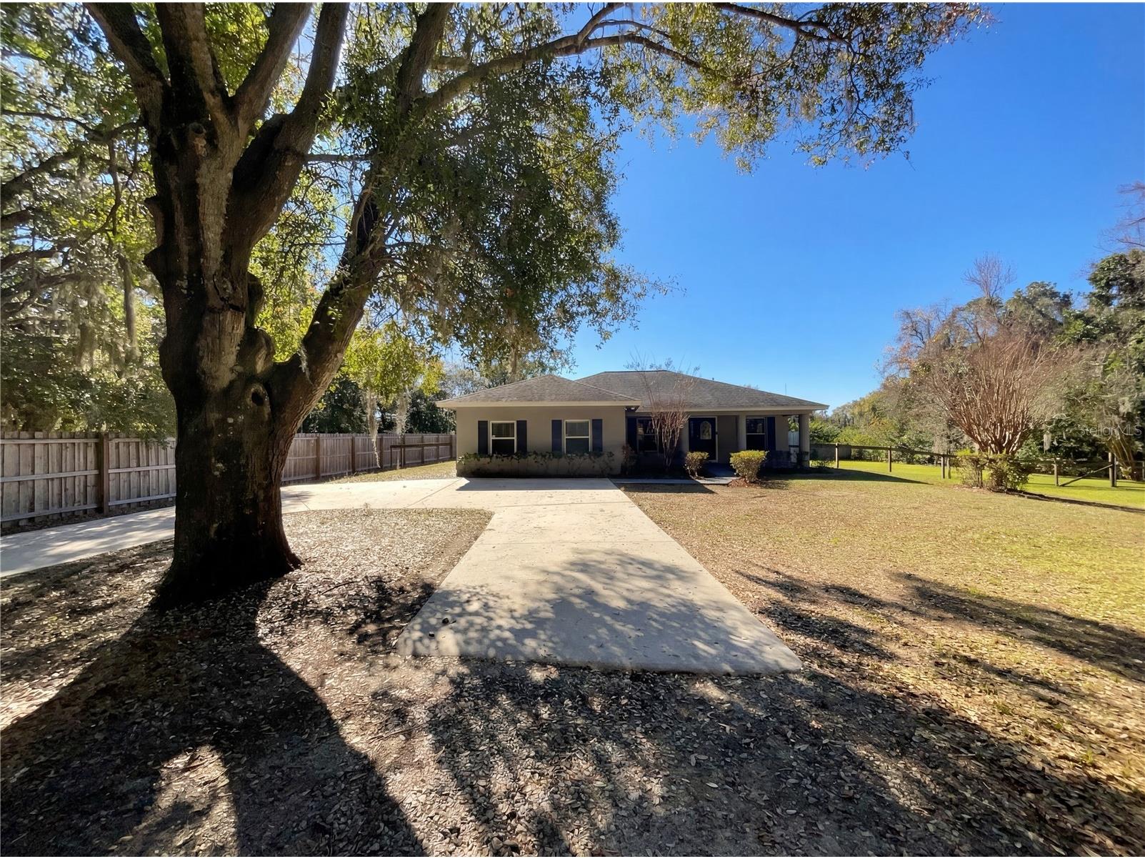 2037 Recker Highway Winter Haven FL 33880 O6377943 image1