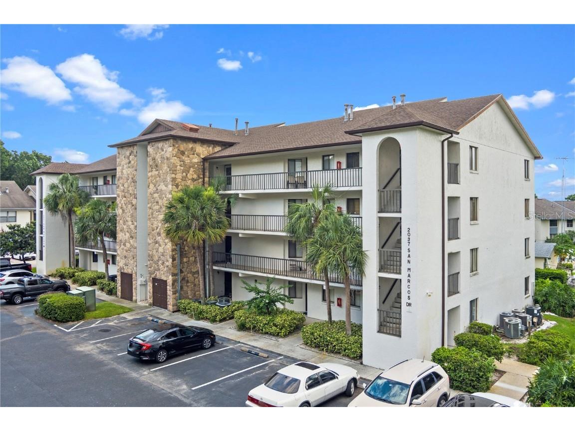 2037 San Marcos Drive SE #443 Winter Haven FL 33880 - LAKE LULU P4935109 image1