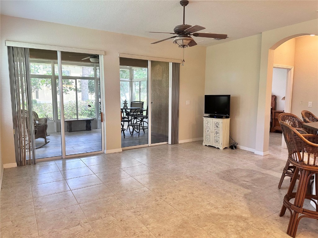 2037 Sifield Greens Way Sun City Center FL 33573 TB8418895 image4