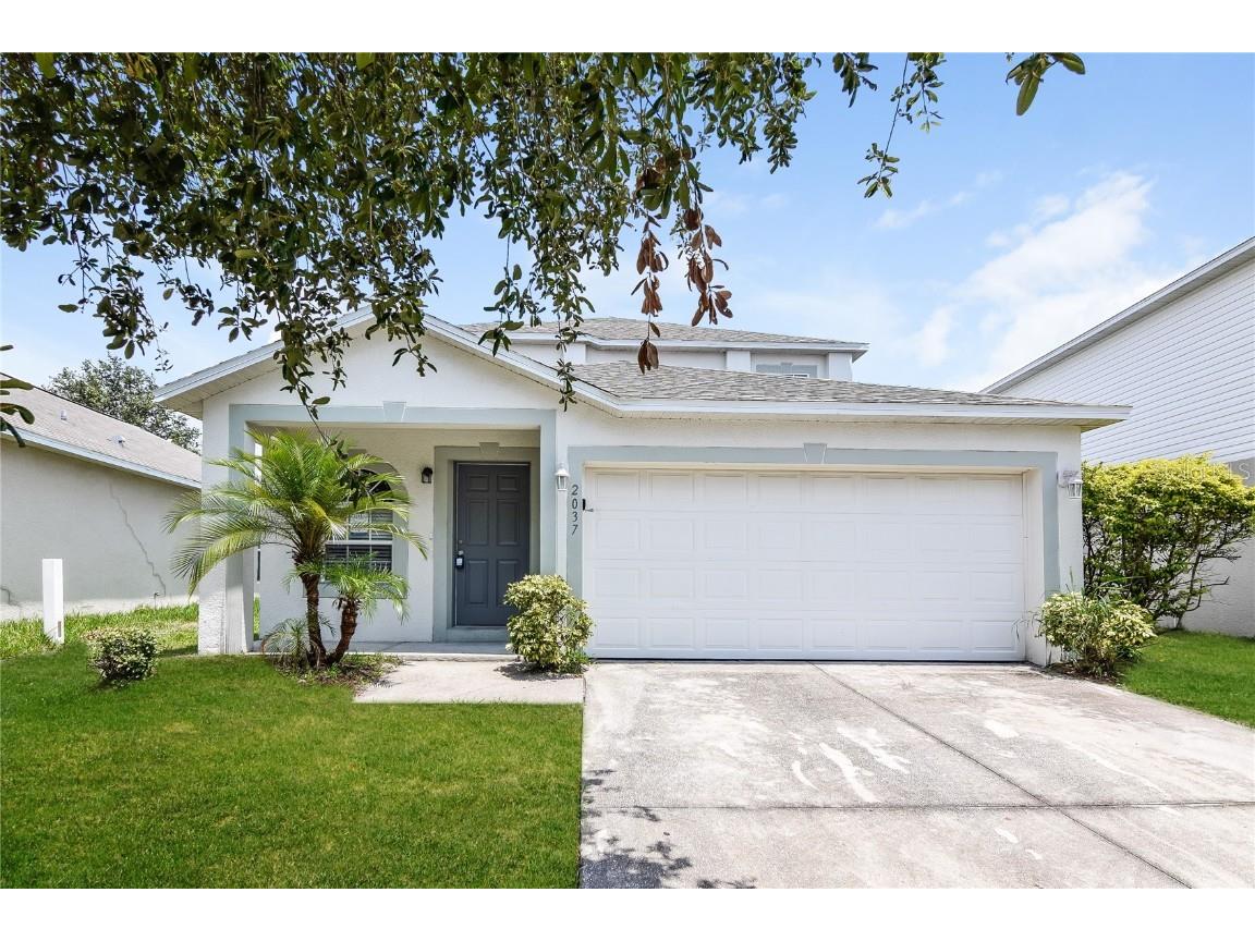 2037 Whispering Trails Boulevard Winter Haven FL 33884 O6341135 image1