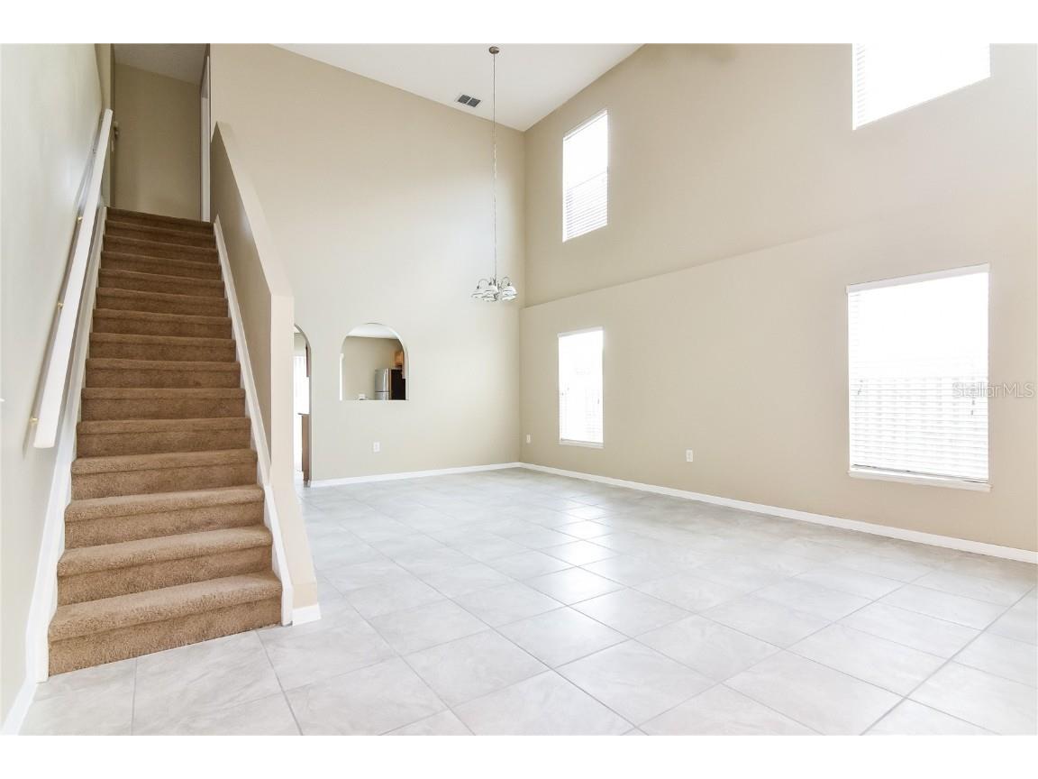 2037 Whispering Trails Boulevard Winter Haven FL 33884 O6341135 image4