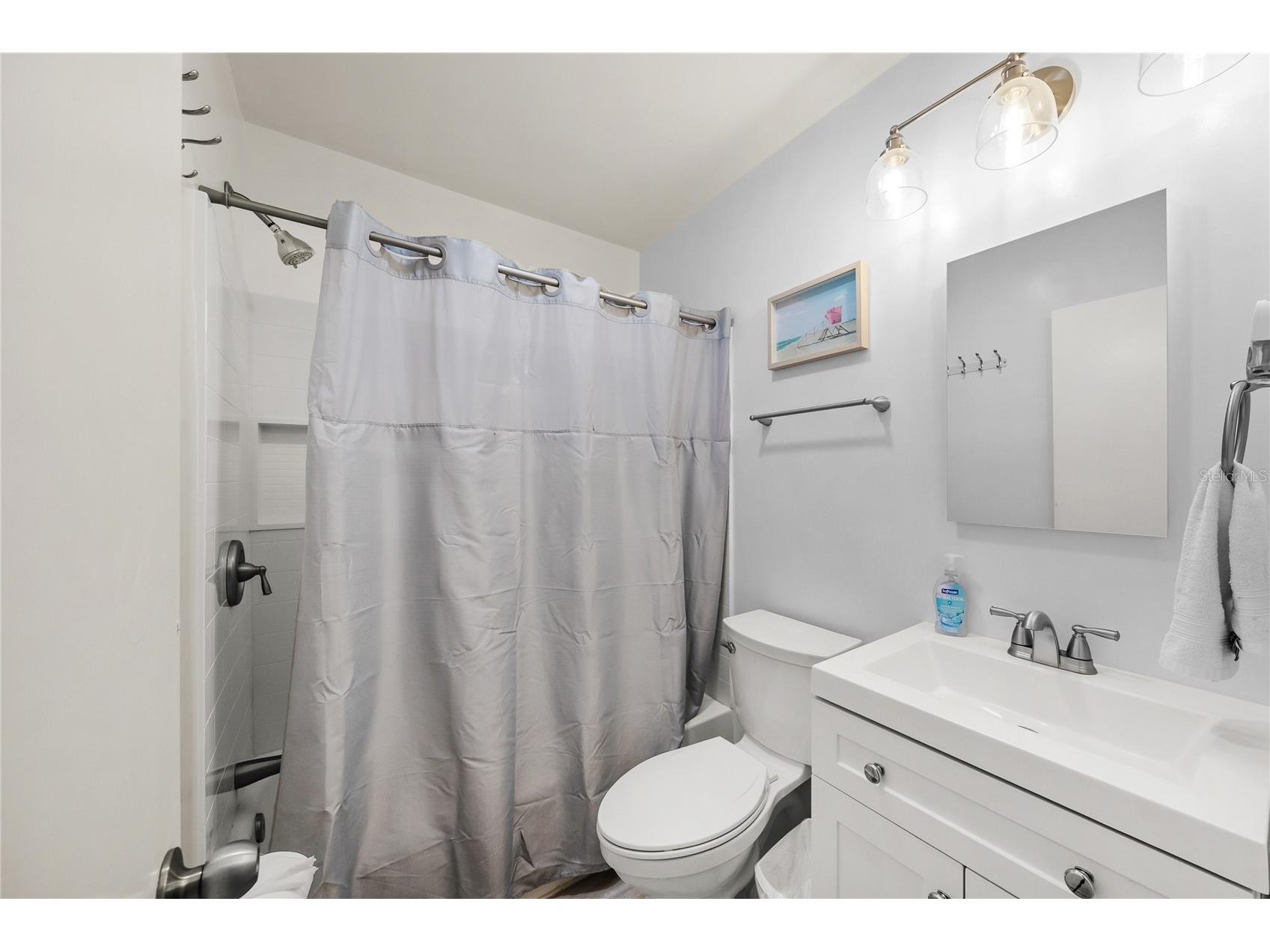 2037 and 2039 Jo An Drive Sarasota FL 34231 A4692288 image26