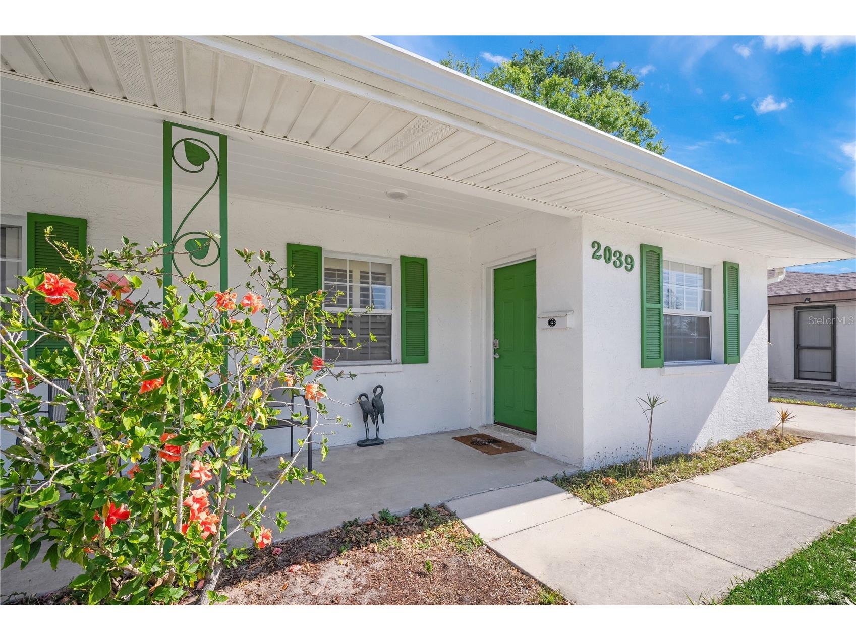 2037 and 2039 Jo An Drive Sarasota FL 34231 A4692288 image3