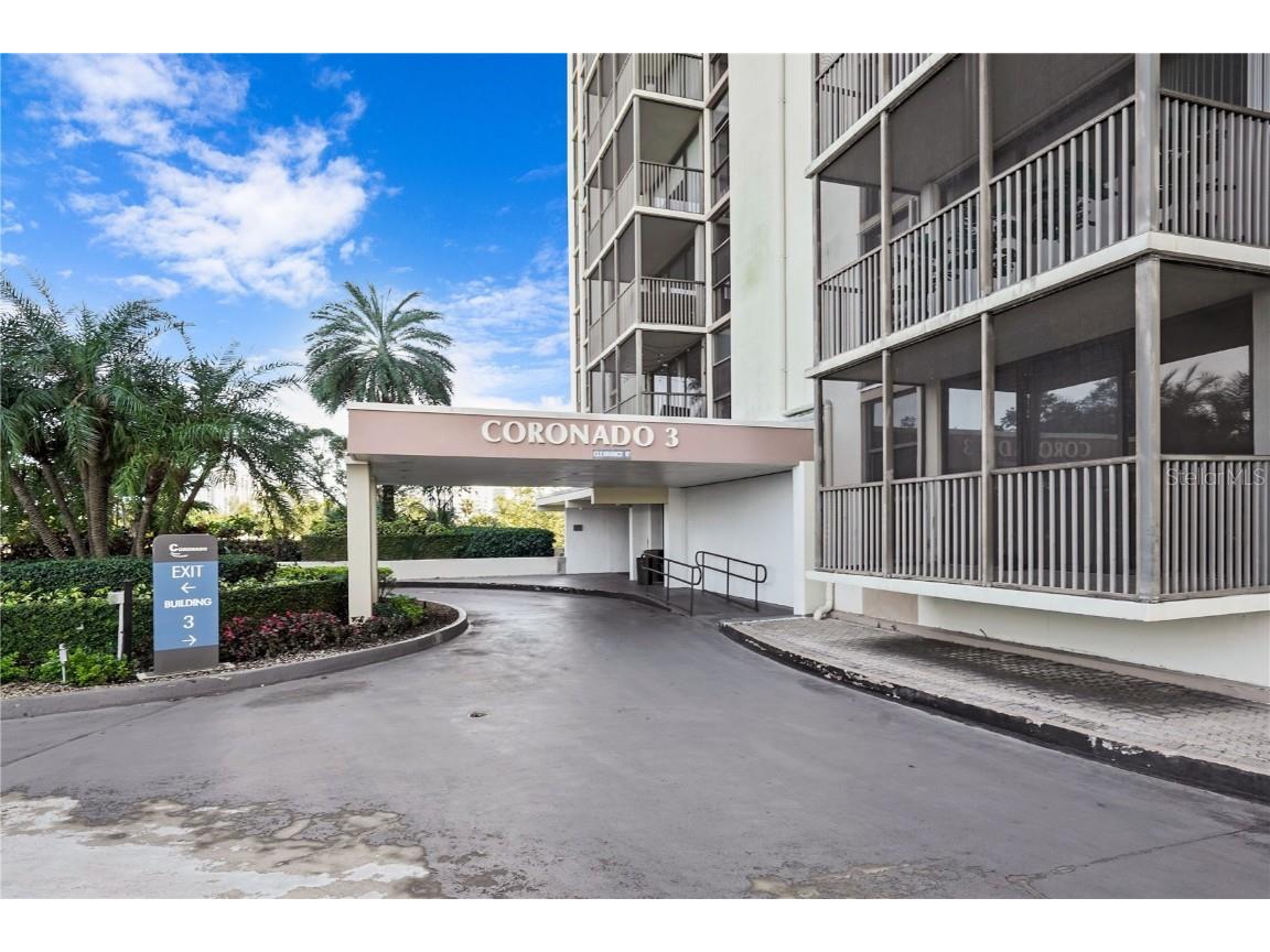 20379 W Country Club Drive #436 Aventura FL 33180 O6187510 image1