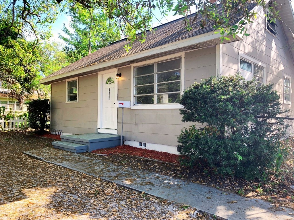 2038 16th Street S Saint Petersburg FL 33705 T3480372 image1