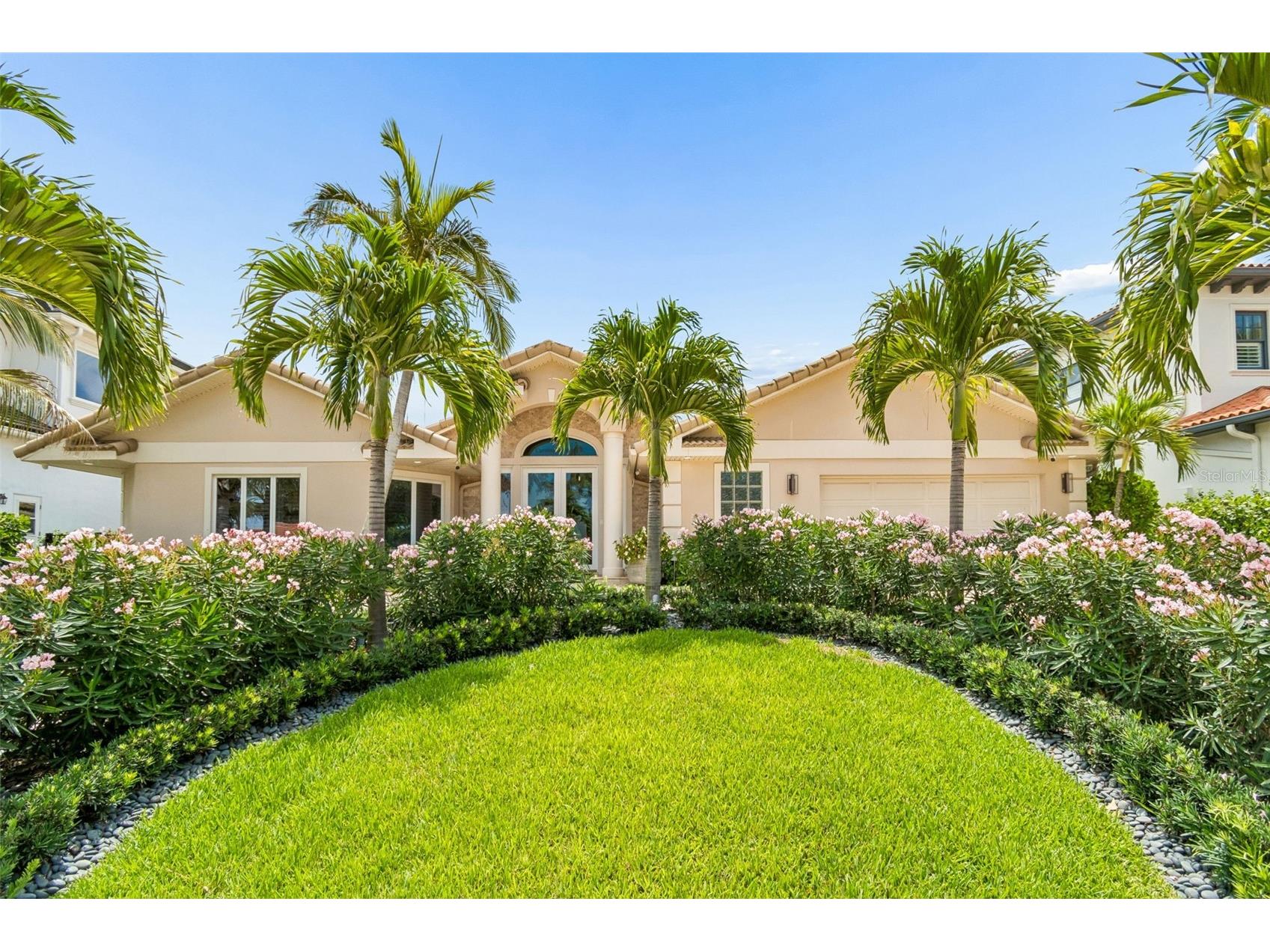 2038 Carolina Avenue NE Saint Petersburg FL 33703 - TAMPA BAY TB8516990 image12
