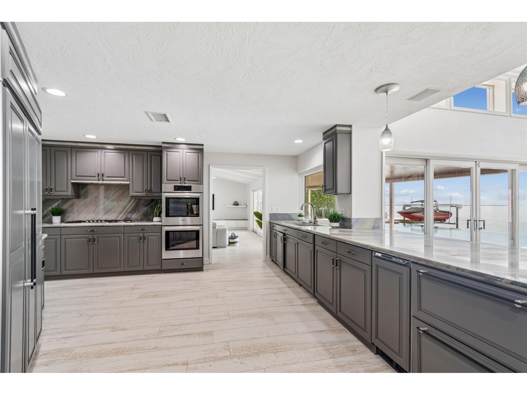 2038 Carolina Avenue NE Saint Petersburg FL 33703 - TAMPA BAY TB8516990 image19