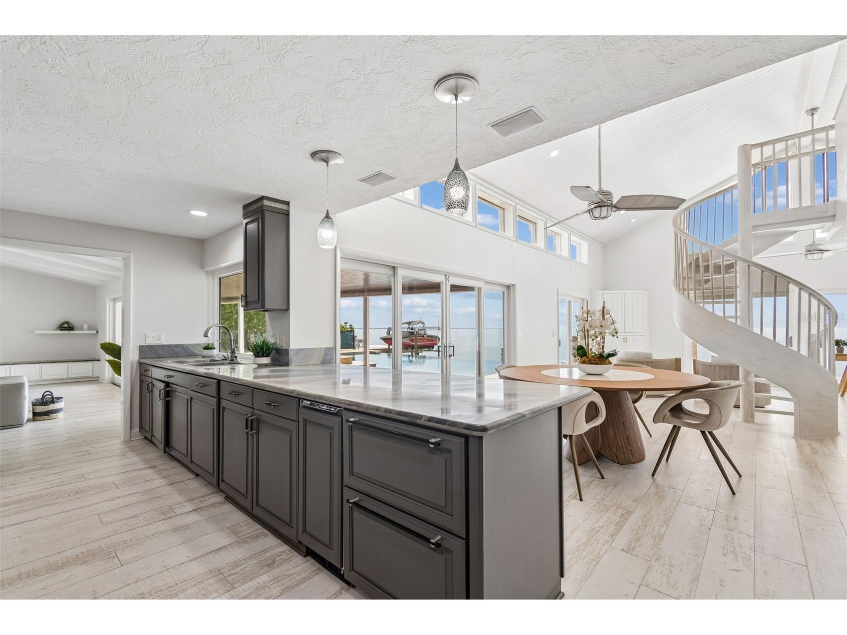 2038 Carolina Avenue NE Saint Petersburg FL 33703 - TAMPA BAY TB8516990 image21
