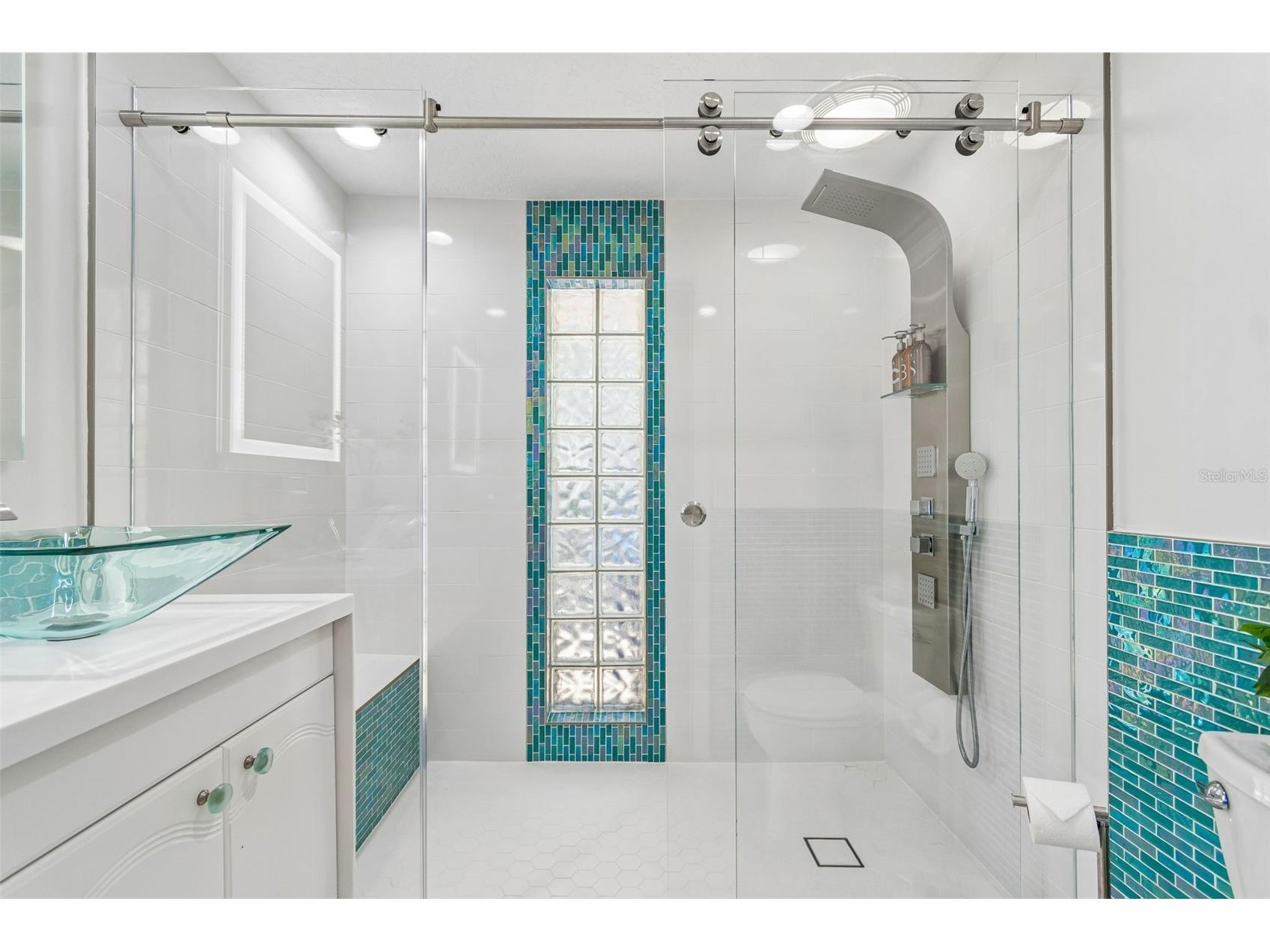 2038 Carolina Avenue NE Saint Petersburg FL 33703 - TAMPA BAY TB8516990 image35