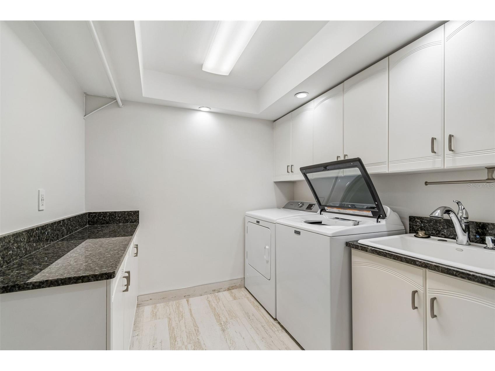 2038 Carolina Avenue NE Saint Petersburg FL 33703 - TAMPA BAY TB8516990 image42