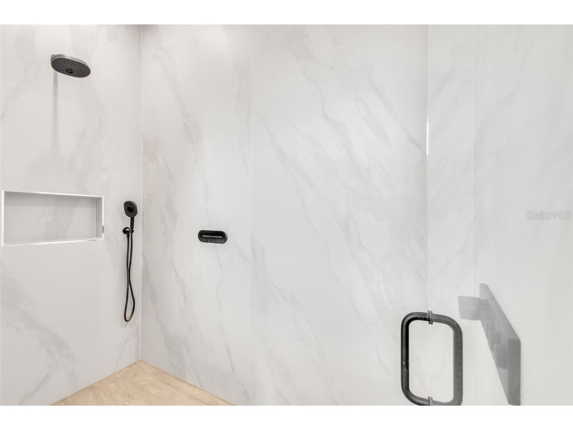 2038 Datura Street Sarasota FL 34239 A4628396 image26