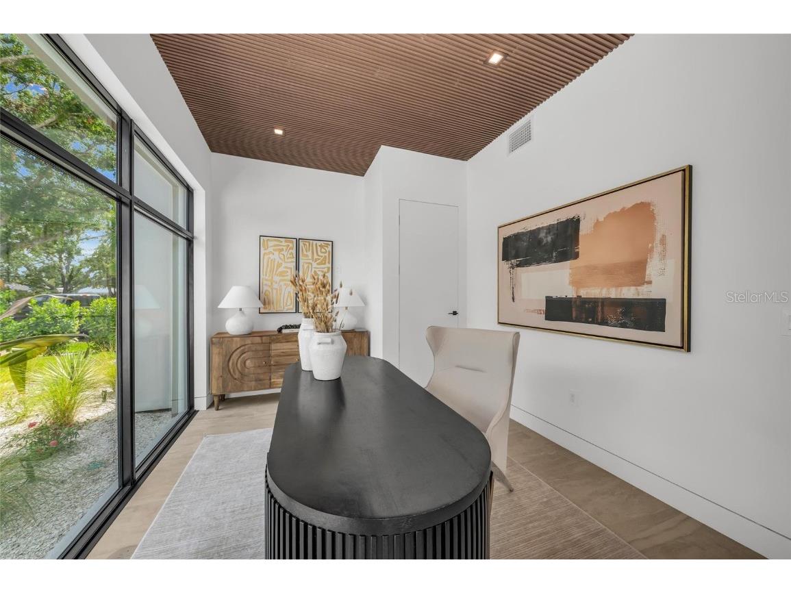 2038 Datura Street Sarasota FL 34239 A4628396 image29