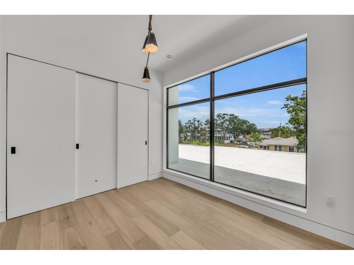 2038 Datura Street Sarasota FL 34239 A4628396 image39