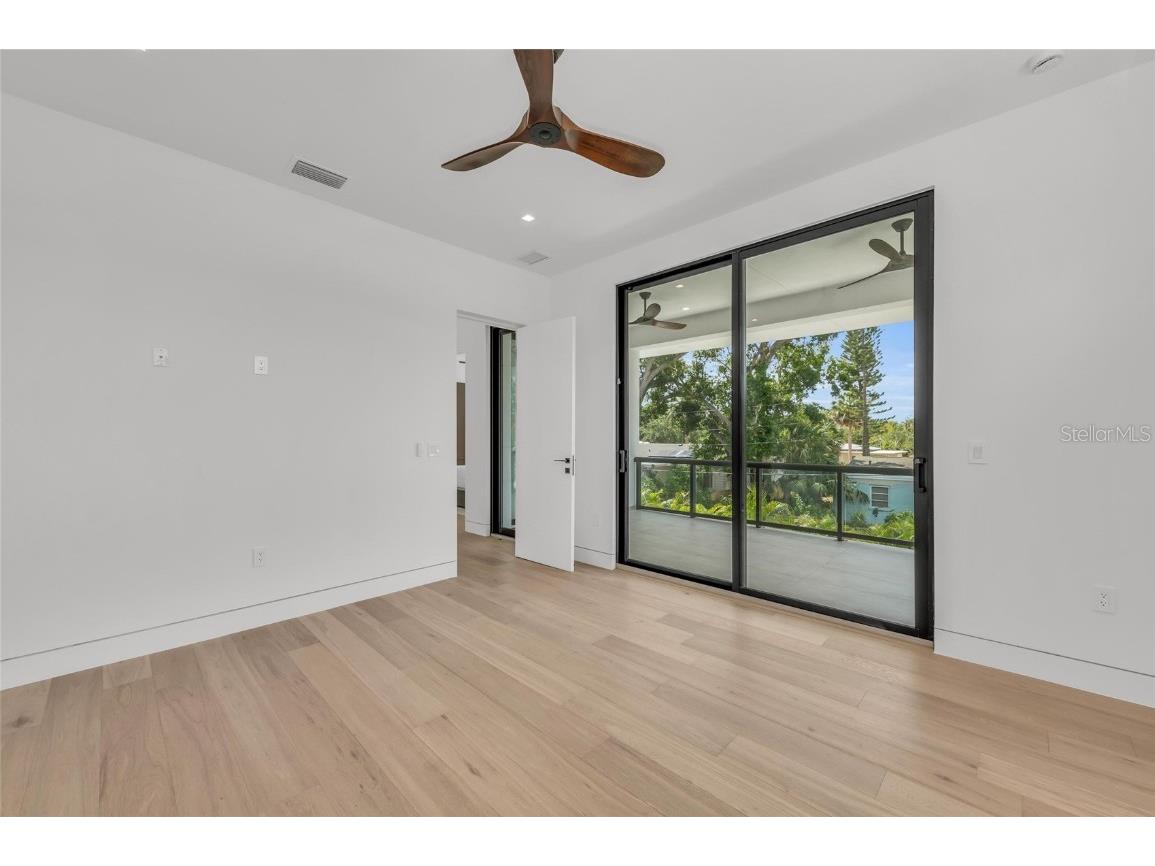 2038 Datura Street Sarasota FL 34239 A4628396 image46