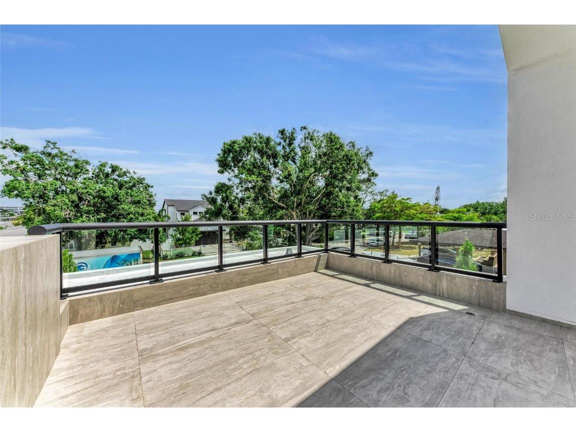 2038 Datura Street Sarasota FL 34239 A4628396 image56