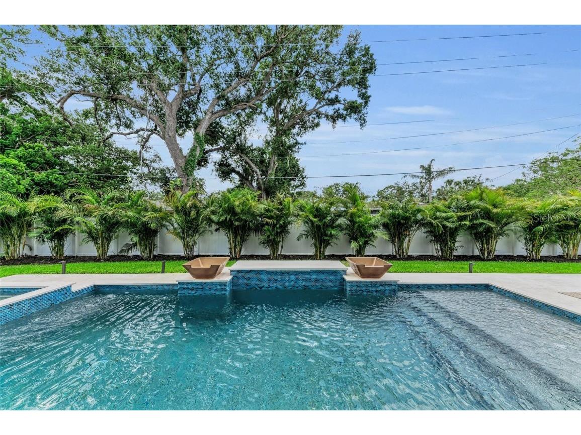 2038 Datura Street Sarasota FL 34239 A4628396 image65