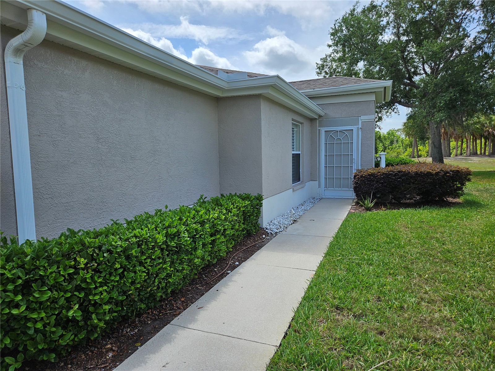 2038 Grantham Greens Drive #2038 Sun City Center FL 33573 TB8500488 image3