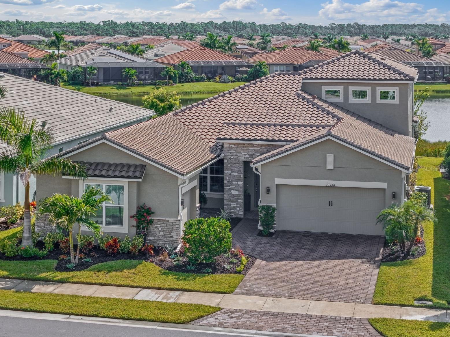 20380 Symphony Place Venice FL 34293 A4684227 image1