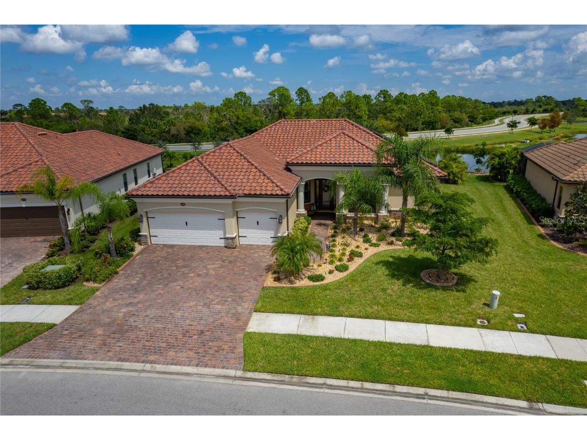 20386 Passagio Drive Venice FL 34293 U8213919 image1