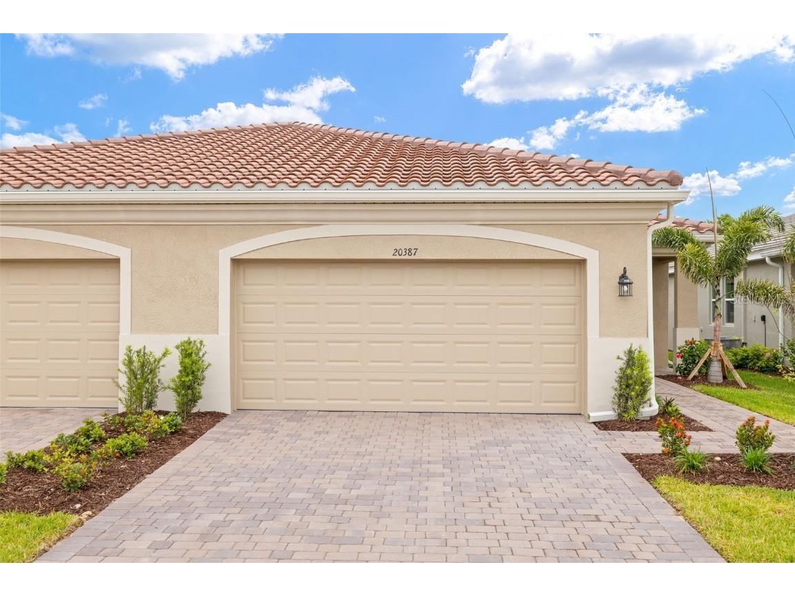 20387 Symphony Place Venice FL 34293 TB8360436 image1