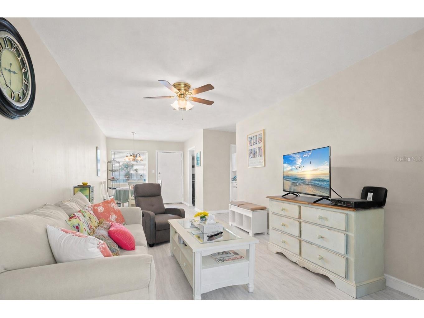 2039 Canal Dr #N33 Bradenton FL 34207 A4684101 image3