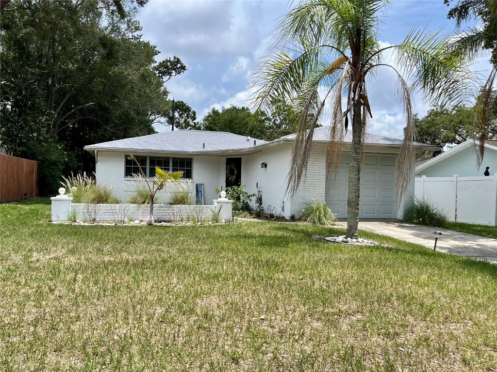 2039 Culberson Avenue Dunedin FL 34698 U8207041 image1