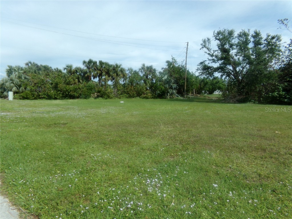 2039 Deborah Drive Punta Gorda FL 33950 C7465898 image1
