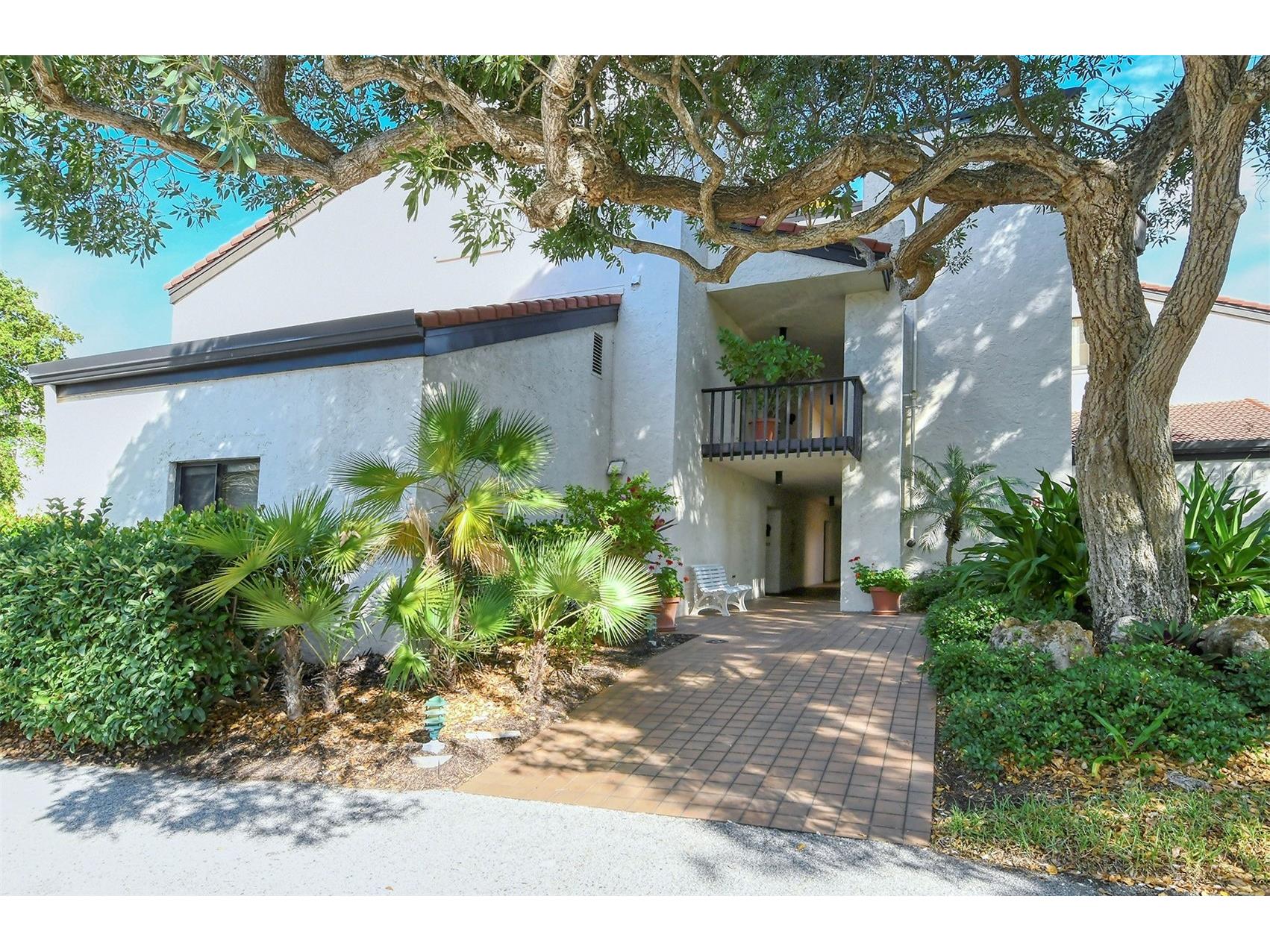 2039 Gulf Of Mexico Drive #G3-203 Longboat Key FL 34228 - GULF OF MEXICO A4688685 image1