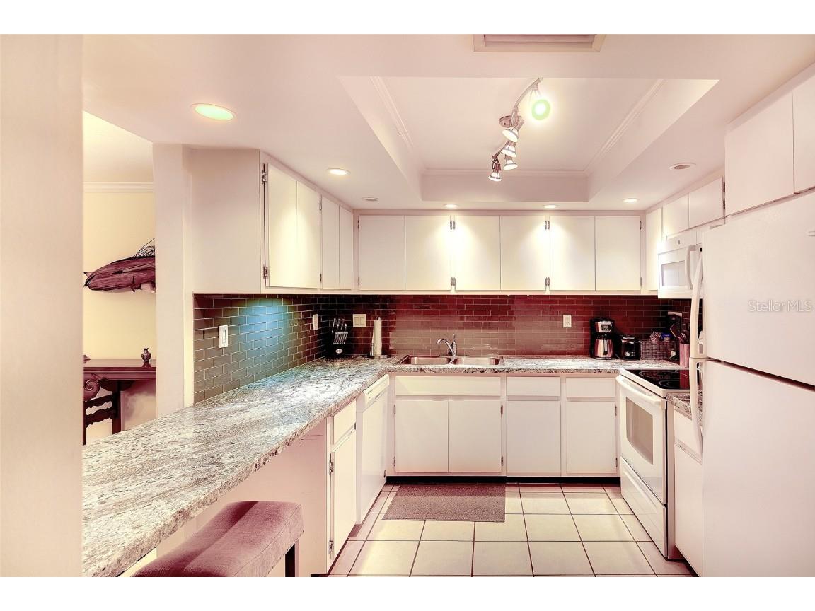 2039 Gulf Of Mexico Drive #G3-207 Longboat Key FL 34228 - GULF OF AMERICA A4657767 image9