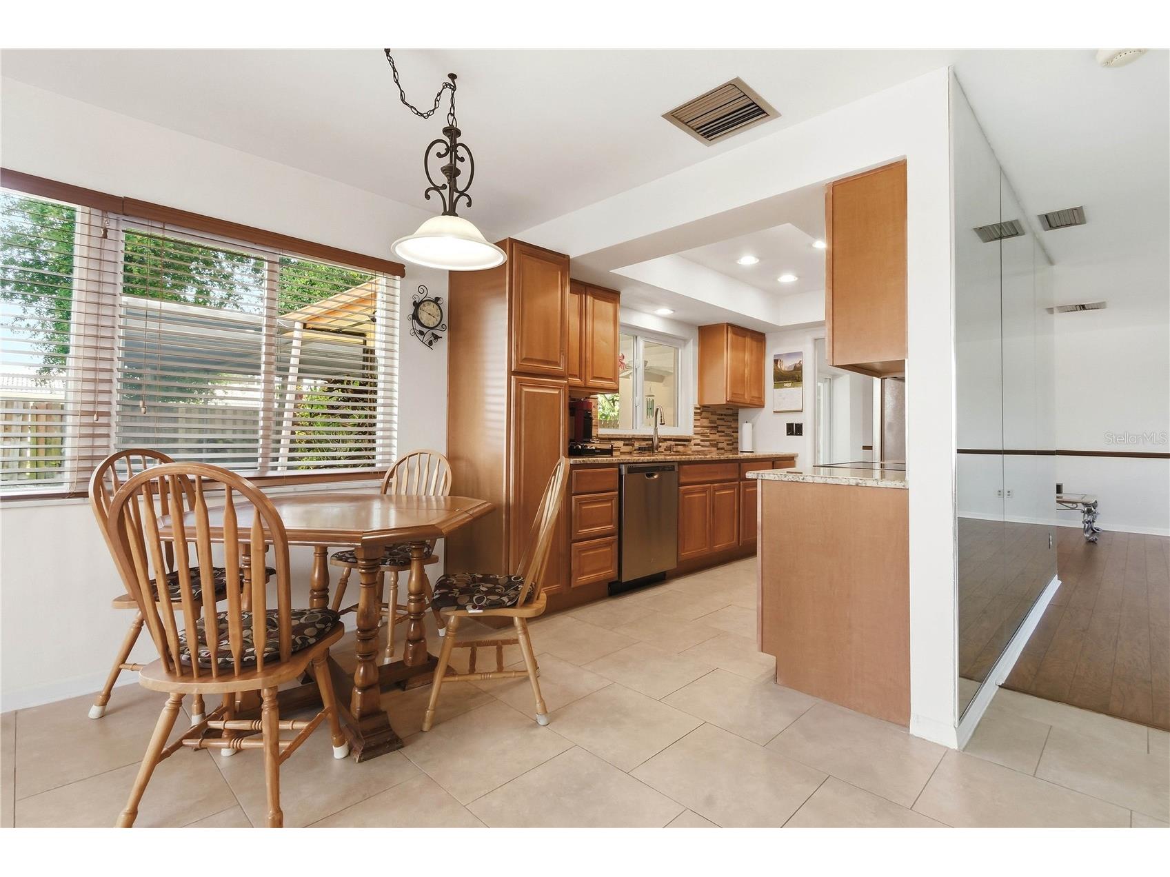 2039 Imperial Way Clearwater FL 33764 TB8512880 image13