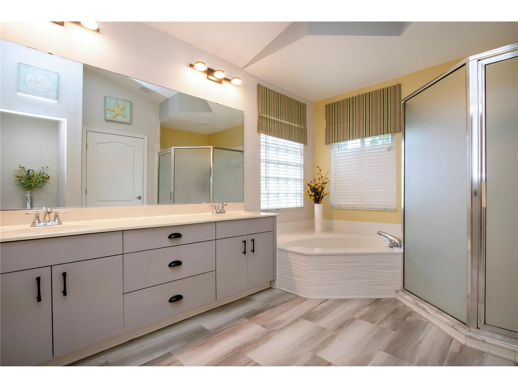 2039 Prestancia Lane Sun City Center FL 33573 TB8517232 image39
