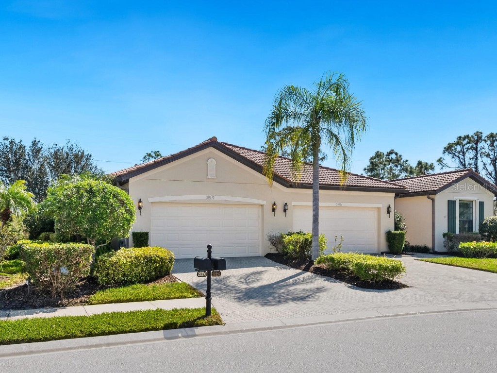 20390 Cavallo Court Venice FL 34292 N6137533 image1