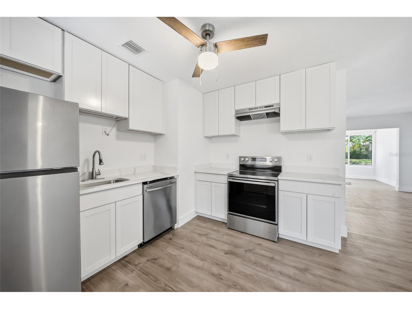 204 22nd Street W Bradenton FL 34205 W7882353 image3