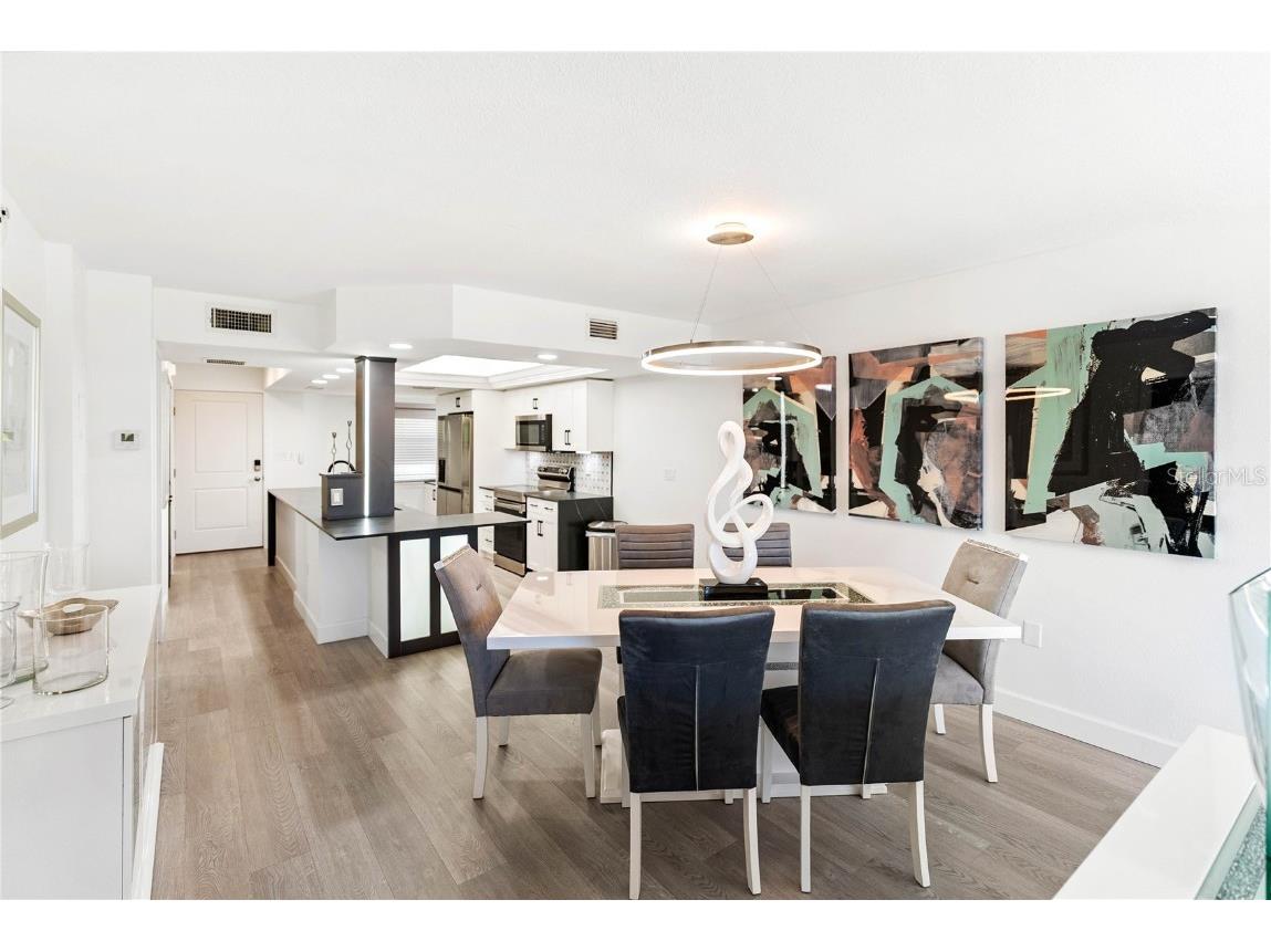 204 3rd Street W #201 Bradenton FL 34205 A4662831 image3