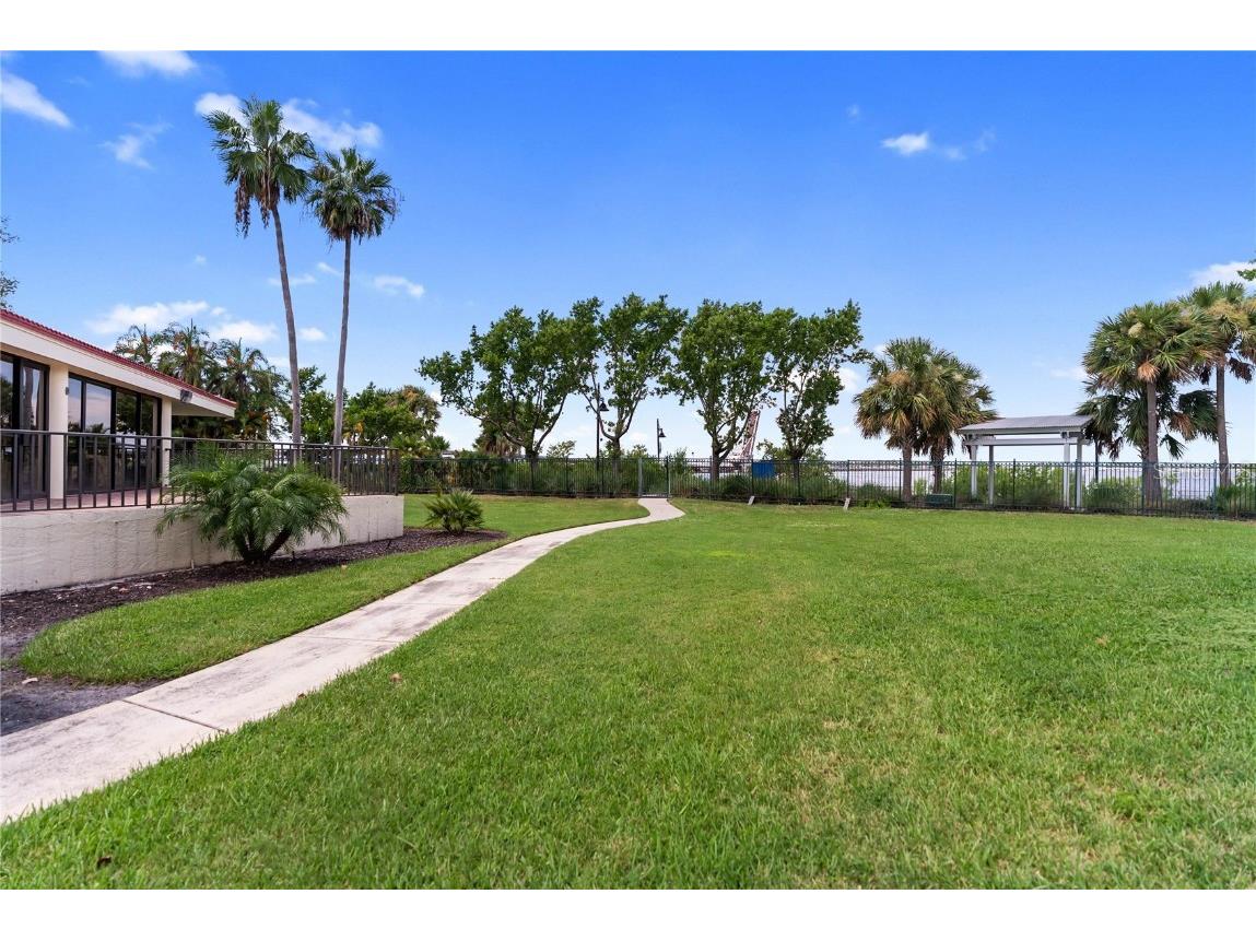 204 3rd Street W #201 Bradenton FL 34205 A4662831 image52