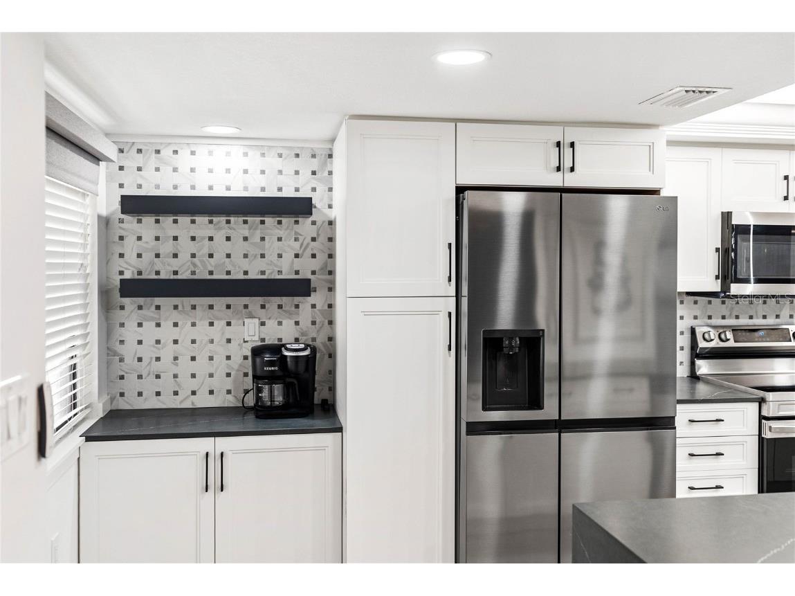 204 3rd Street W #201 Bradenton FL 34205 A4662831 image9