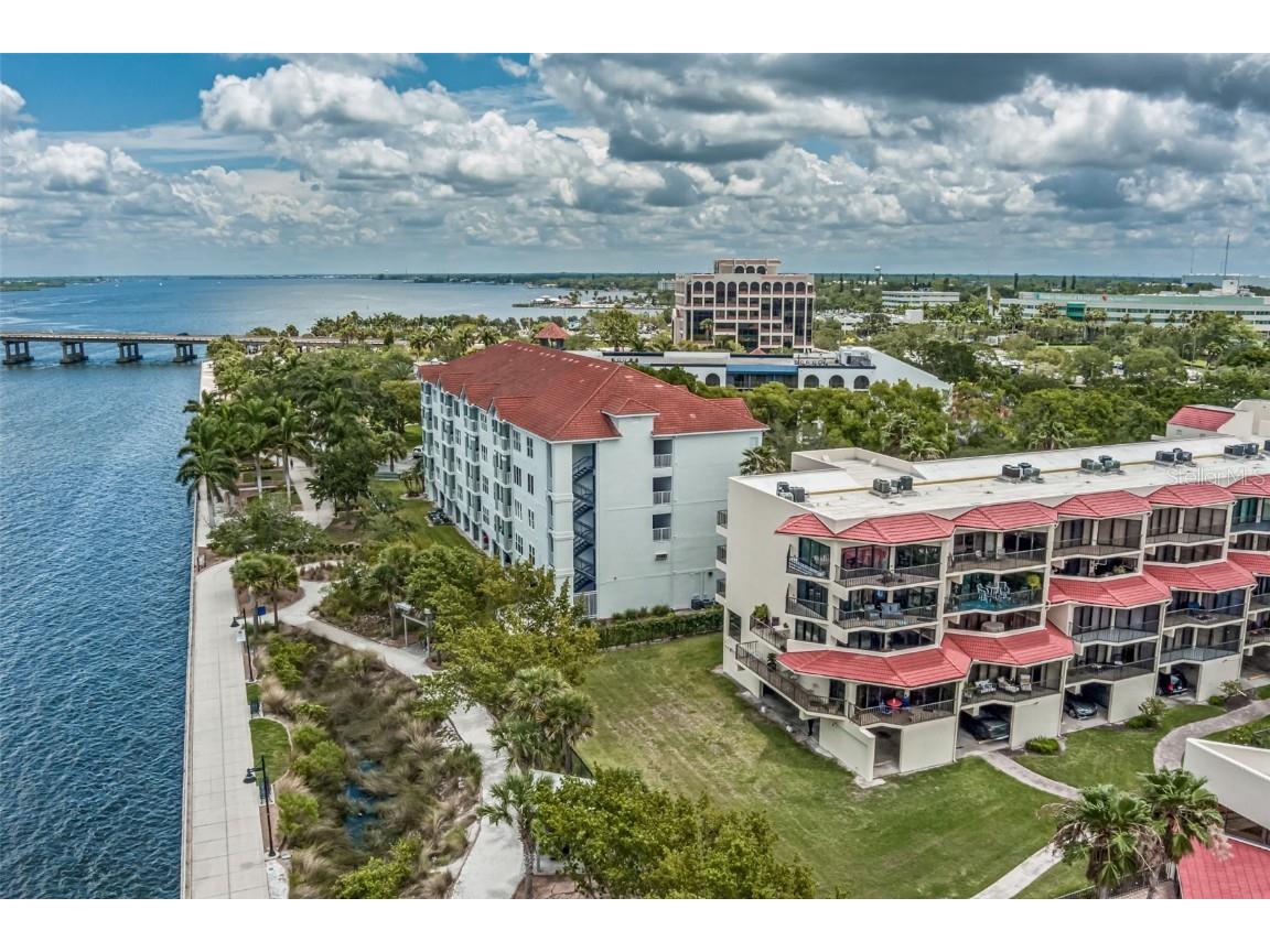 204 3rd Street W #308 Bradenton FL 34205 - MANATEE RIVER A4573352 image1
