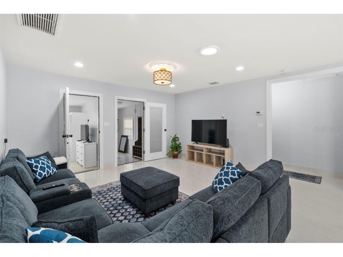 204 44th Avenue Saint Pete Beach FL 33706 TB8454761 image10