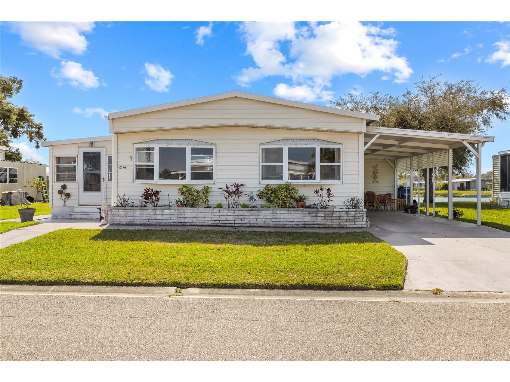 204 51st Avenue E Bradenton FL 34203 TB8478850 image1