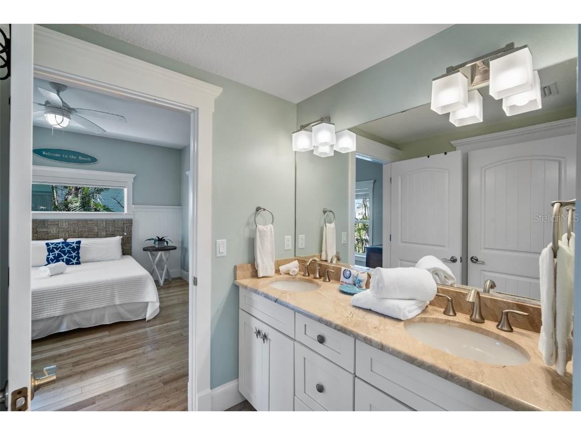 204 66th Street Holmes Beach FL 34217 A4669141 image21