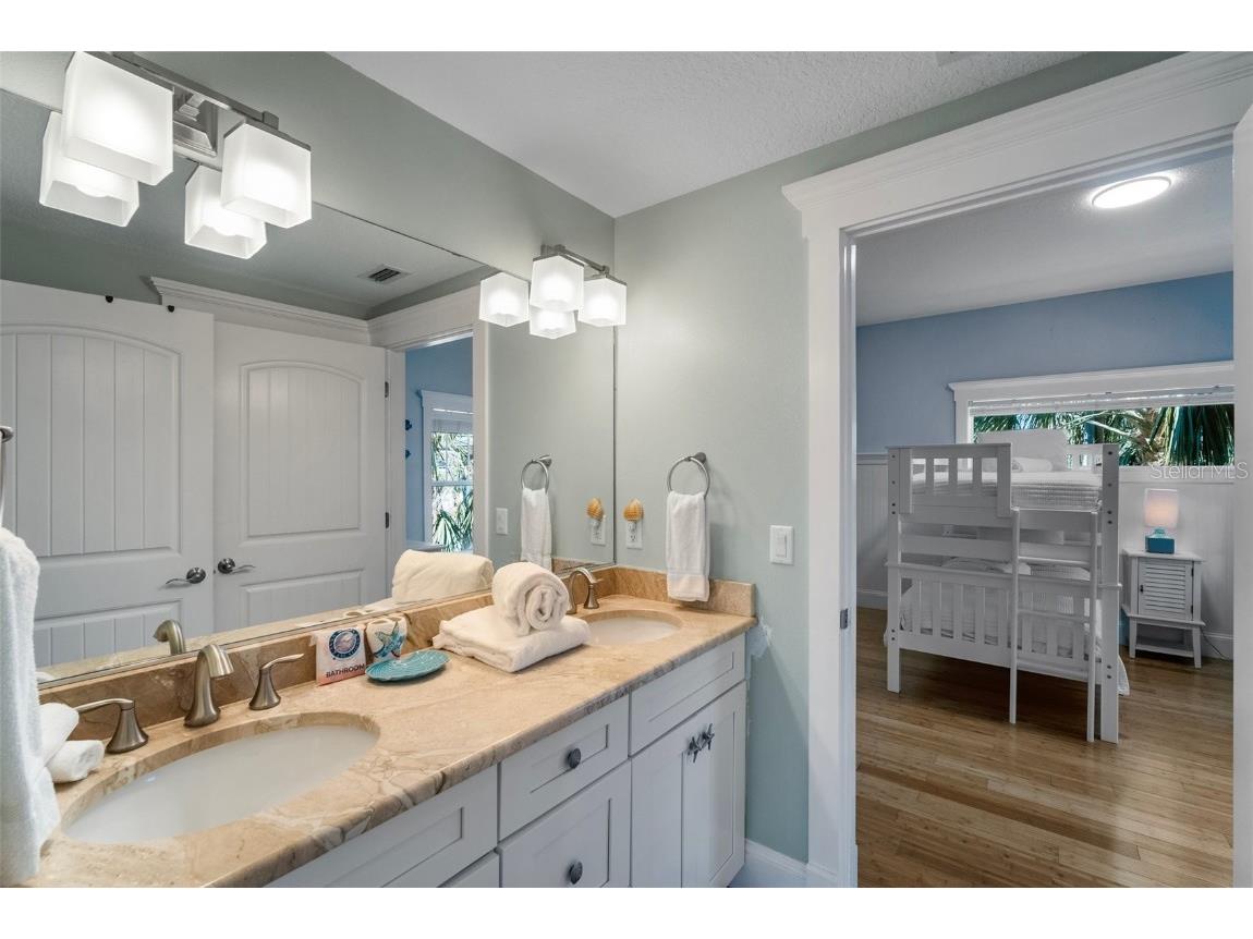 204 66th Street Holmes Beach FL 34217 A4669141 image24