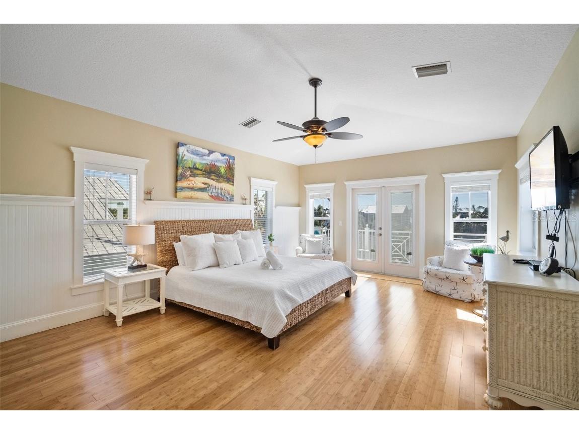 204 66th Street Holmes Beach FL 34217 A4669141 image36