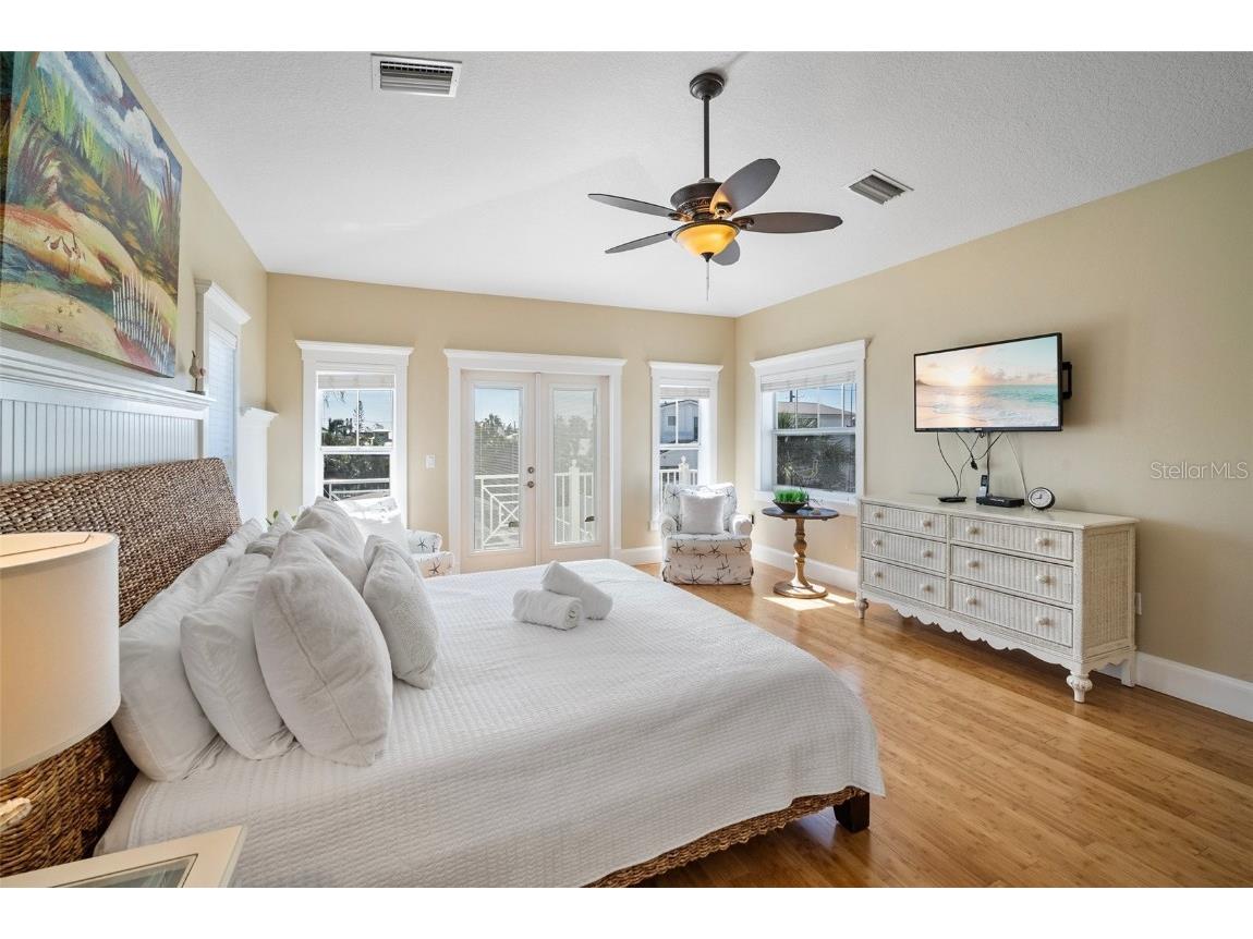 204 66th Street Holmes Beach FL 34217 A4669141 image37