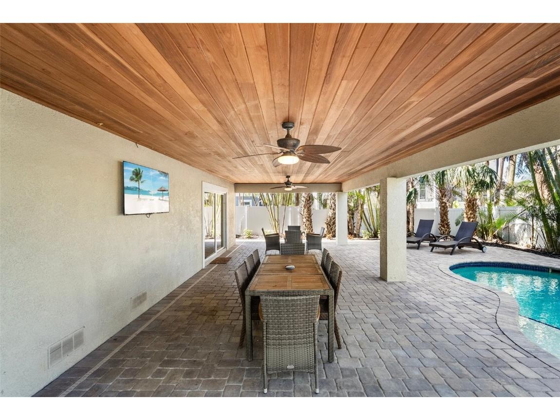 204 66th Street Holmes Beach FL 34217 A4669141 image45