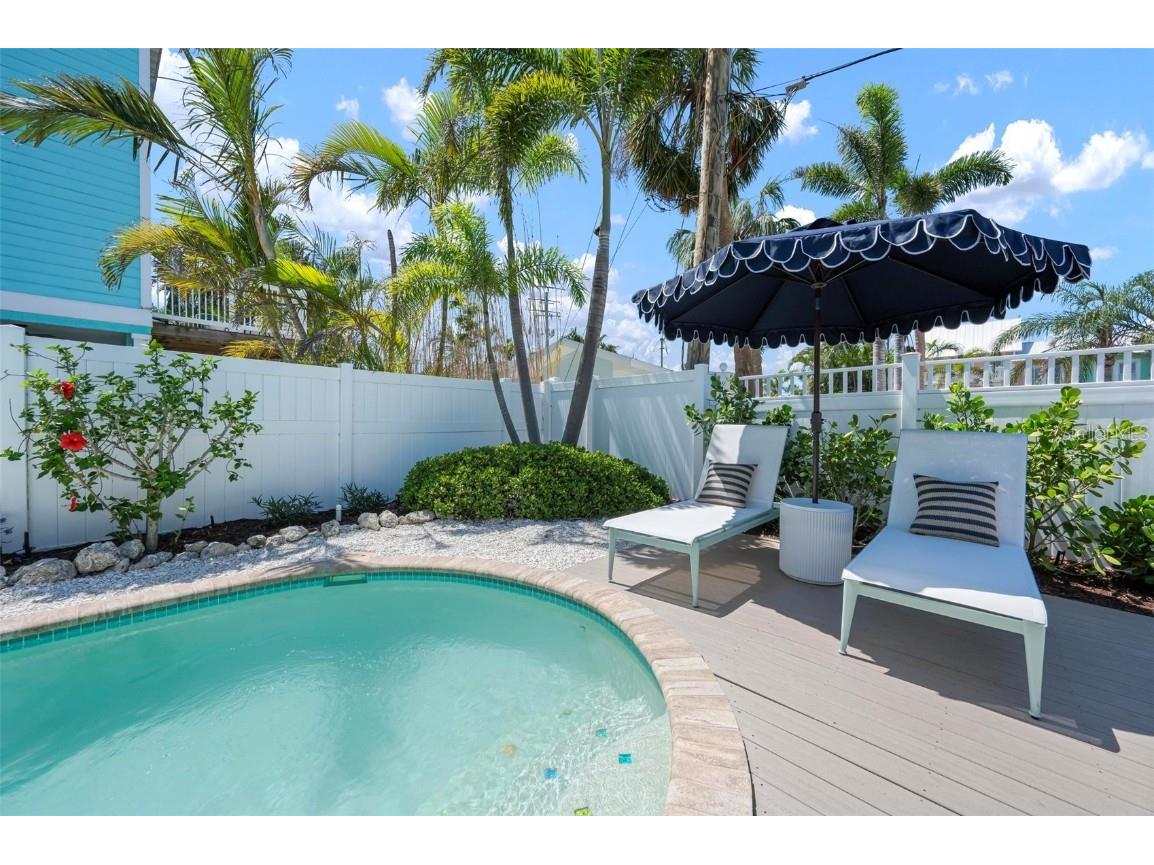 204 75th Street Holmes Beach FL 34217 A4672818 image4